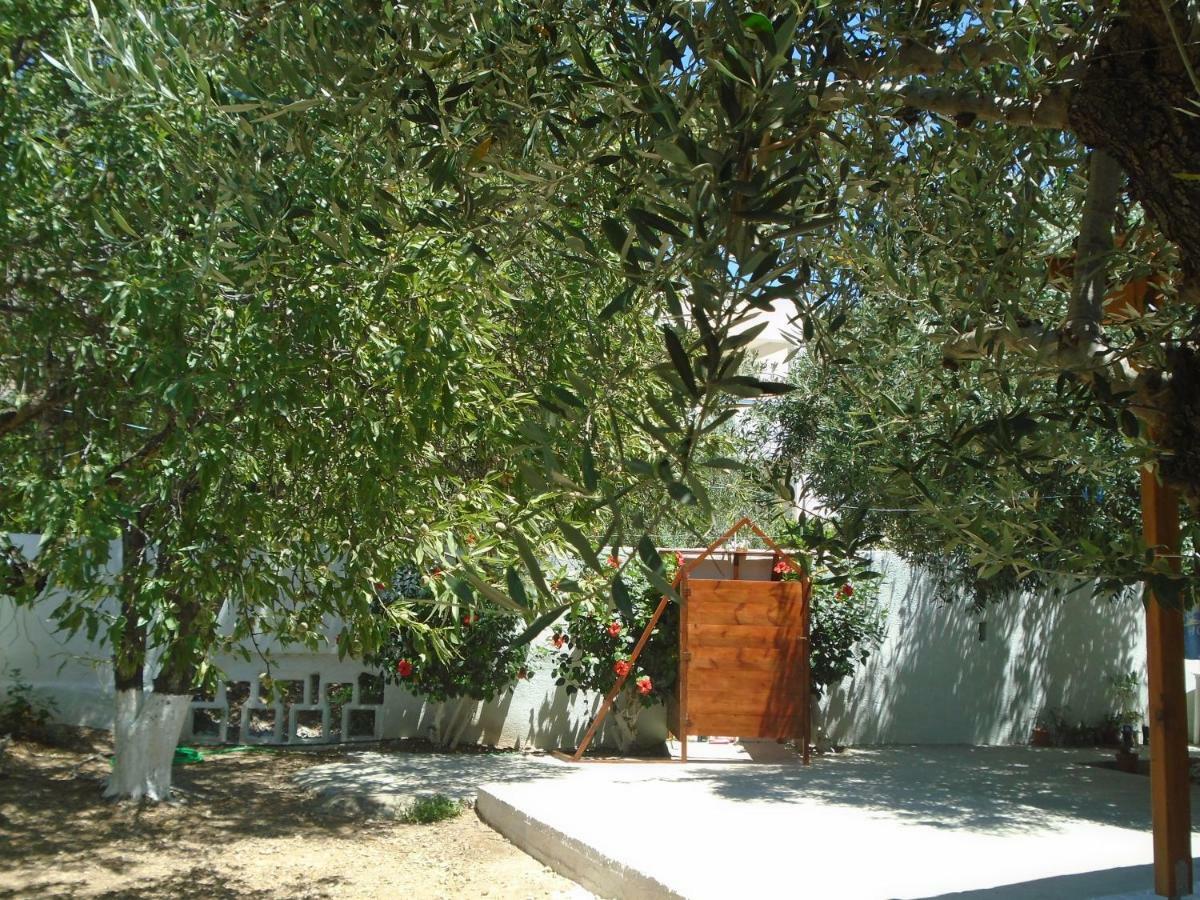 Leros Eleonas Apartments Alinda  Zewnętrze zdjęcie