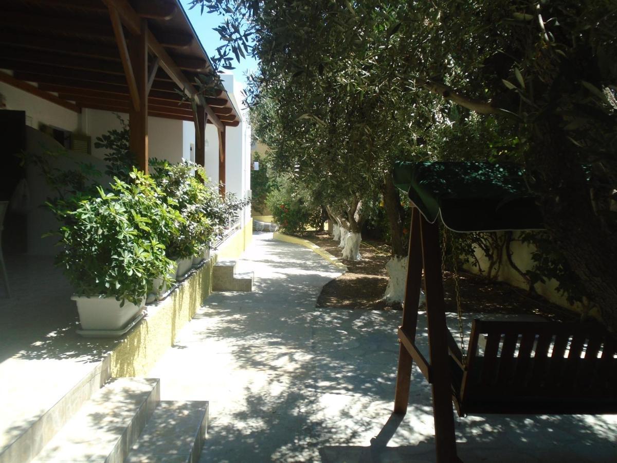 Leros Eleonas Apartments Alinda  Zewnętrze zdjęcie